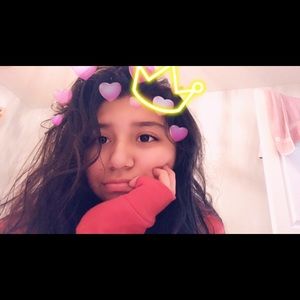 Meet your Posher, Mia